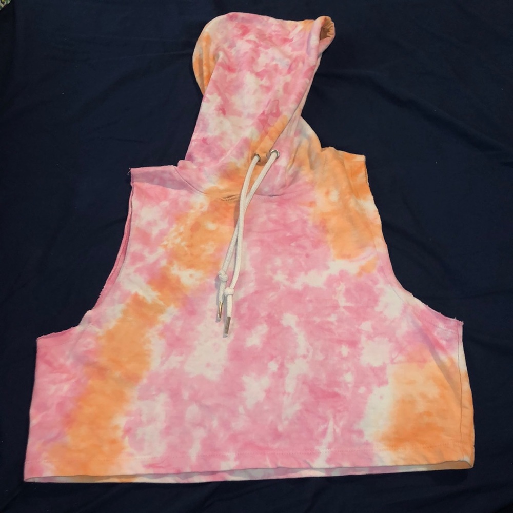 Cropped hoodie